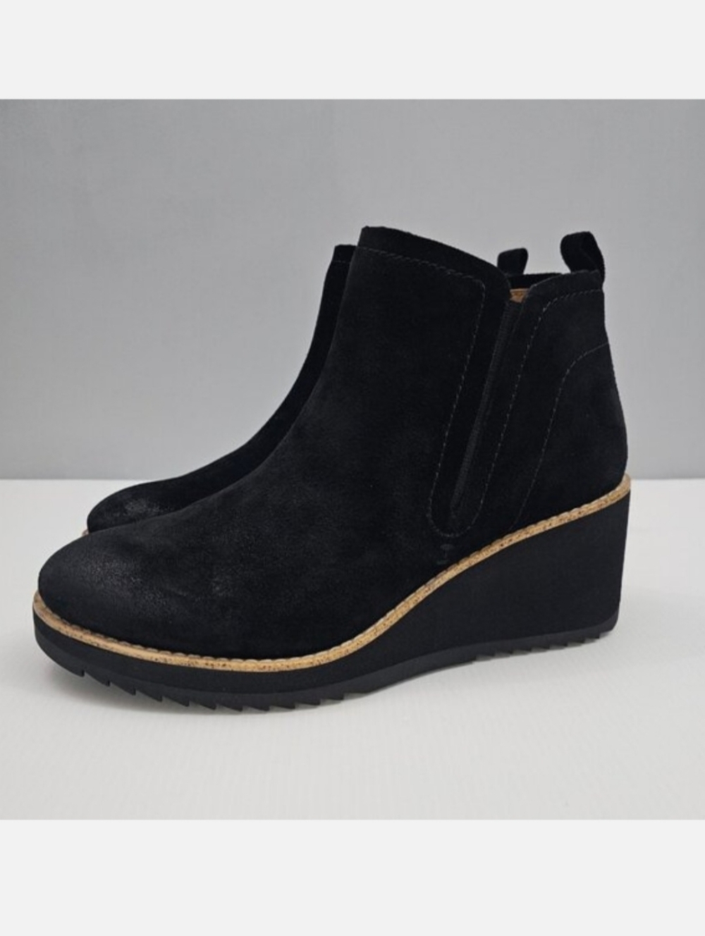 Sofft Emeree Ankle Bootie Womens 9.5 Black Suede Waterproof Wedge Chelsea